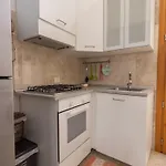 Апартаменты Guesthost - Piazza San Domenico Near The Sea!