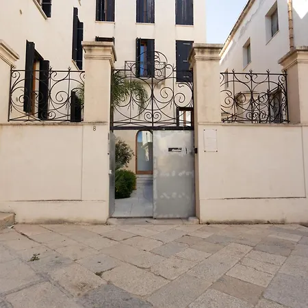 Piazza San Domenico Near The Sea! Apartment *